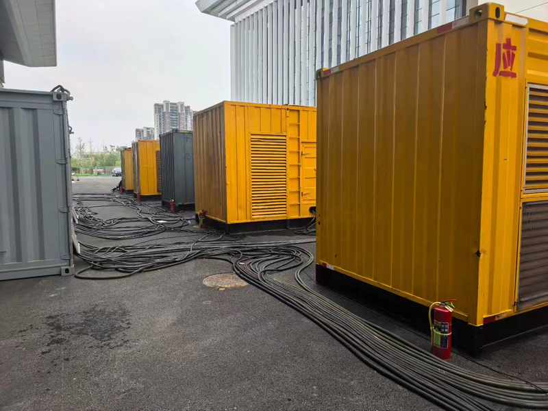 武强不同季节柴油发电机组保养有哪些注意事项?